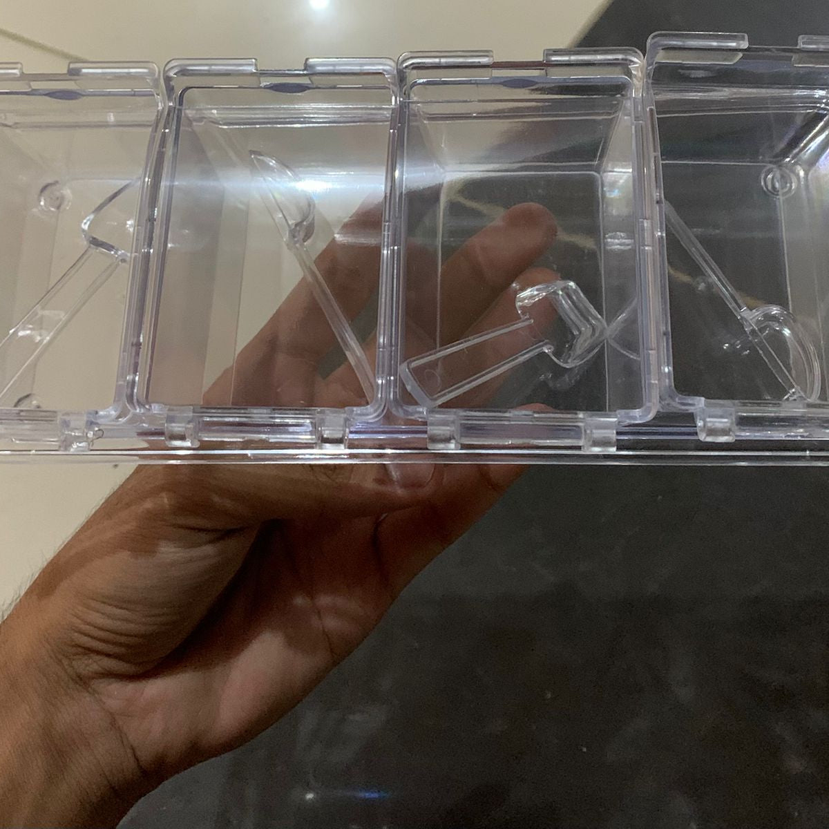 Crystal Seasoning Box With 4 Compartments And Spoons